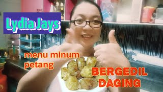 Bergedil dagingMenu minum petang [upl. by Emmey131]