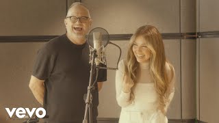 Thalia Marcos Witt  Nació la Luz Official Video [upl. by Anairotciv]