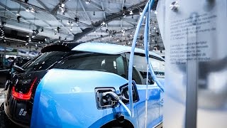 Video Autosalon Brussel 2017  elektrische wagens [upl. by Emmott]