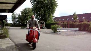 Vespa Sprint 1968 [upl. by Martinsen955]