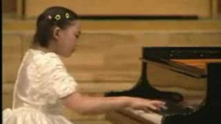 Wang Yuja plays Chopin Etude op 10 no 4 [upl. by Jacqui]