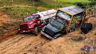 Trocheros Trucks por las TROCHAS DE COLOMBIA [upl. by Kirshbaum]