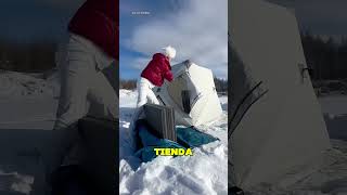 Chica Atrapada en Medio de la Nieve 😨 [upl. by Elia]