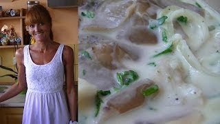 Kremowy sos grzybowy  Creamy mushroom sauce KuchniaRenaty [upl. by Rhonda168]