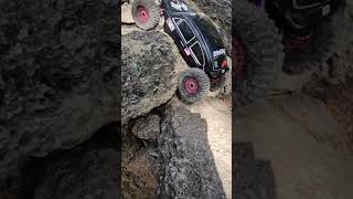 LCG crawler with amazing breakover rc offroad rccrawler [upl. by Bowen596]