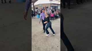 Tiffany y Gonzalo los mejores en su ritmo youtubeshortsvideo baile 956valley dancemusic [upl. by Ahcurb]