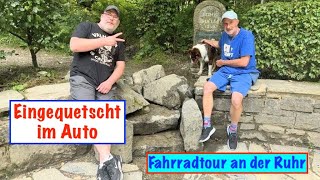 Hund feiert FahrradreisePremiere [upl. by Darin]