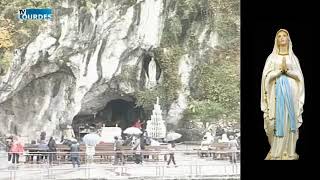 Santo Rosario desde la gruta de Lourdes en Francia [upl. by Nyladgam299]