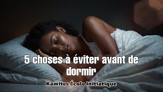 5 choses à éviter avant de dormir [upl. by Nodnelg]