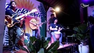 santeria cover live accoustic  ian kaya and friends at backyards canggu bali [upl. by Kaine272]