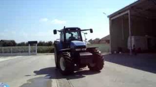 New Holland TM 155 [upl. by Sekofski]