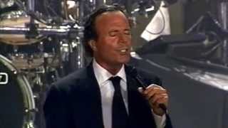 Julio Iglesias  Se Mi Lasci Non Vale Live in Italy 2001 [upl. by Lalage]