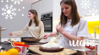 BAKING WITH AIMEE AND TILLIE  VLOGMAS 2023 🎄  The Radford Family [upl. by Enohsal]