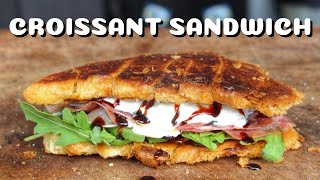 CROISSANT SANDWICH  das VIRALE Rezeptwunder im SELBSTTEST  BBQVideo  0815BBQ [upl. by Whallon]