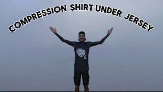 HOW TO PUT ON COMPRESSION SHIRT UNDER A JERSEY IN NBA 2K25 [upl. by Ot]