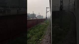 Humsafar Express Halting towards Gorakhpur [upl. by Bard]