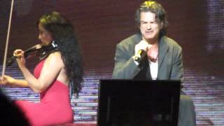 Acompáñame a Estar Solo Ricardo Arjona en vivo desde PR [upl. by Anipsed705]