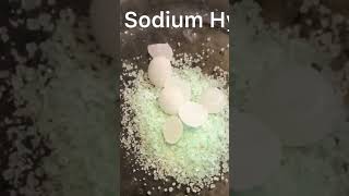 Ferrous Sulphate react with Sodium Hydroxide 🧪👩‍🔬practical2024 activity scienceexperiment [upl. by Elicec]