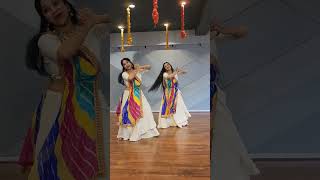 badhaihobadhai shadidance weddingdance wedding ritulivelovedance [upl. by Eillek731]