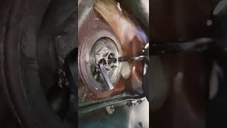 Ford 460 oil filter adapter removal FAIL ford460 fails fail motorhome [upl. by Alisia]