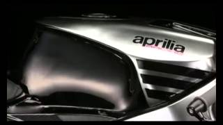 Superbike Aprilia svela la nuova RSV4 [upl. by Jariah833]