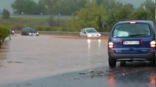 2 orage Route inondée 26102012 Le Luc vers Le Thoronet Var [upl. by Ydolem]