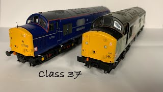 Opening the rail exclusive MainlineTransrail class 37 twin pack by Bachmann [upl. by Pansy]