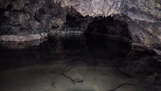 Erste Höhlentour mit abseilen  in eine Schlucht amp finden den Höhlensee [upl. by Okoyk]