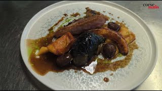 Un menu à 15 euros  Suprême de pintade rôti cuisses confites en chou farci et poire au vin [upl. by Maurey]