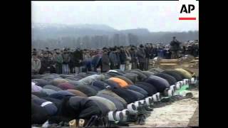 BOSNIA FUNERAL OF 1992 1995 WAR VICTIMS [upl. by Hazaki]