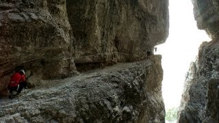 Alpinisteig Sextener Dolomiten  berühmtes Schattenmotiv  Abenteuer Alpin 2012 Folge 82 [upl. by Ahsienaj]