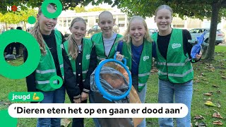 Honderden kinderen ruimen afval op [upl. by Paucker]