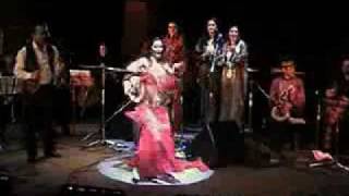 Samira  russian bellydancer habibi aeni tabla  2000  wwwsamiradanceru [upl. by Nita779]