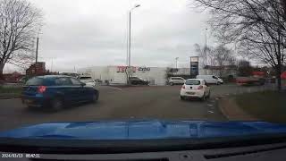 Van Cuts Up KA On Roundabout UK Bad Drivers Road Rage observations [upl. by Anivek]