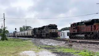 NS SD70ACe 1206 Leading 12315 Meets BNSF 9111 Leading 72Z on 51824 [upl. by Prescott]