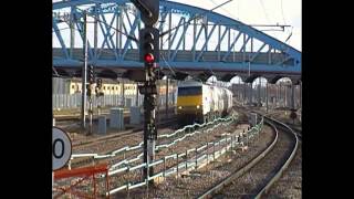 East Coast Class 91 91007 91107 Skyfall 1E09 amp 1D18 at Peterborough 27th February 2013 [upl. by Sebastian]