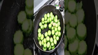 Pasta con zucchine e gamberetti  Ricette di Gabri [upl. by Ina143]