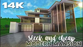 BLOXBURG  Cheap Spacious Family Mansion Exterior  House Build  No Large Plot  14k [upl. by Alesig68]