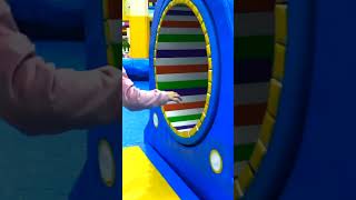 Papa Finger FamilienliedLuftballons Daddy finger family song balloons shorts 2 DE [upl. by Gardener]