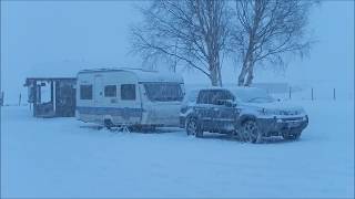 Wintercamping in Norwegen mit Wohnwagen [upl. by Marje]