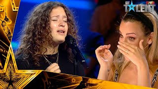 Esta niña se lleva el Pase de Oro CANTANDO el PADRE NUESTRO  Audiciones 5  Got Talent España 2021 [upl. by Anaed992]