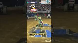 MONSTER JAM • CdMx 2024 • Grave Digger wheelie [upl. by Lilian991]