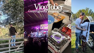 VlogTober Randall King concert new comforter amp more [upl. by Suravart]