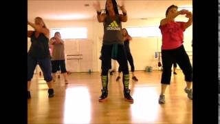 DanceZumba® Fitness  Balada Boa [upl. by Megan]