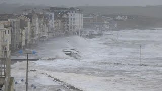 Cop21 Wimereux commune française grignotée par la montée des eaux [upl. by Haikan]