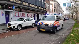 Politieauto met zwaailicht en sirene krijgt aanrijding Nieuwe Binnenweg Rotterdam [upl. by Rolando]