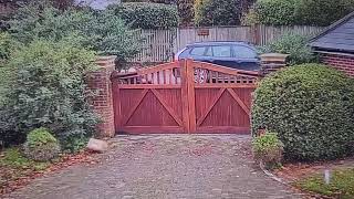 Delivery FAILs lazy EVRI New Hermes delivery driver throws parcel over gate [upl. by Nerahs850]