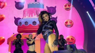 Pabllo Vittar  Parabéns Ao Vivo Brasília 4K na praia 12082023 [upl. by Ahola]