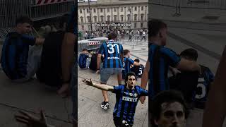 Ruttovibe legge le maglie dei tifosi del derby di Milano [upl. by Keppel788]