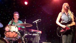 Wye Oak  quotThe Alterquot and quotHoly Holyquot live at Club Cafe [upl. by Tnarb]